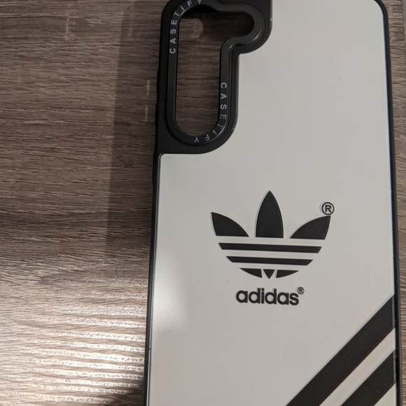 Adidas Originals 3 Stripes Snap Case for Galaxy S23 - Picture 2 of 3